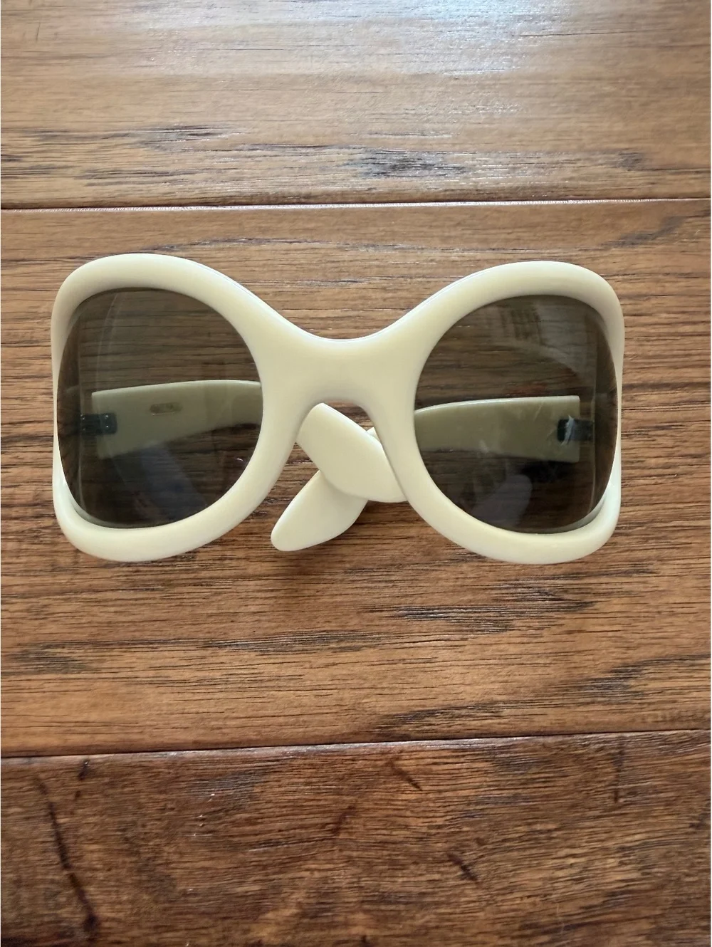 Vintage Cream Oversized Women's Sunglasses from Italy